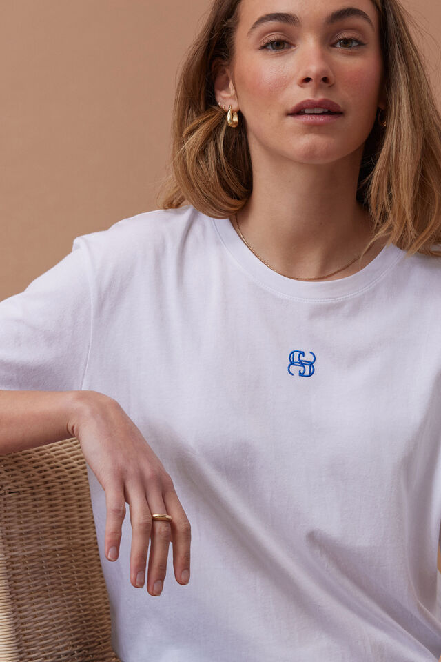 Ceres Life - Lola Longline Step Hem Tee - White/Azure Blue Monogram Embroider