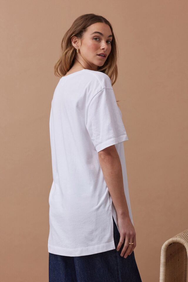 Ceres Life - Lola Longline Step Hem Tee - White/Azure Blue Monogram Embroider
