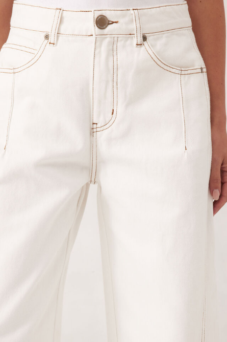 Ceres Life - Darted barrel Jean - Fresh Ecru