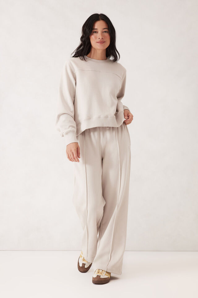 Ceres Life - Seamed Fleece Top - Almond