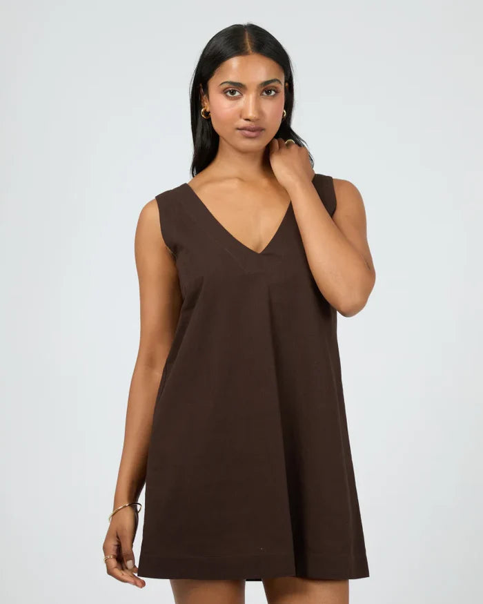 All About Eve - Essential Mini Dress - Brown