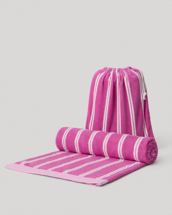 Hommey - ARRIVING WITH US VERY SOON!! - Beach Towel - Hibiscus