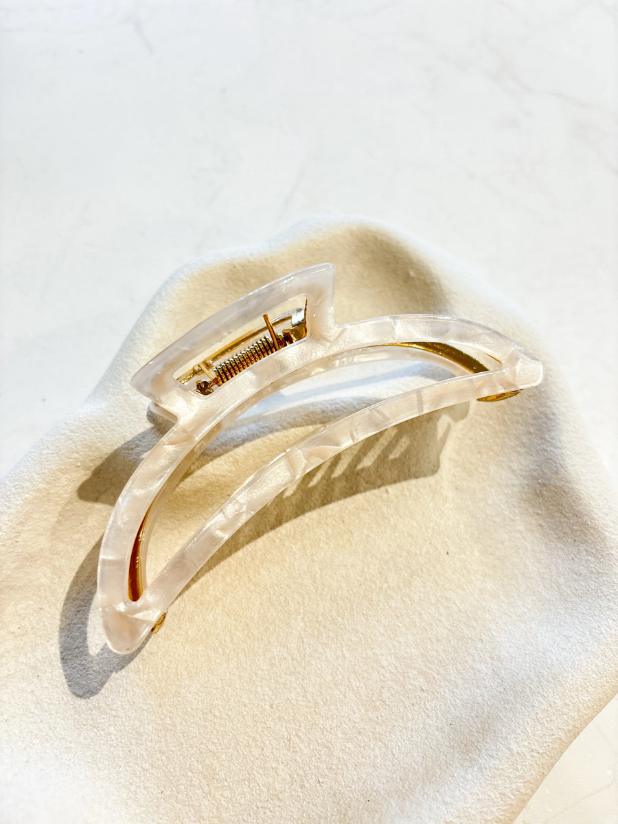 Angels Whisper - Cami Acrylic Metal Claw Clip