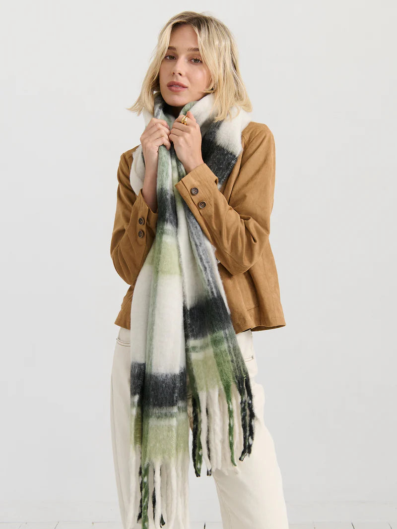Angels Whisper - Moss Checkered Fluffy Scarf