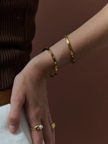 Angels Whisper - Ello 18k Gold Plated Bangle