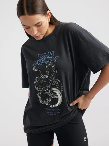 Ena Pelly - Jessie Oversized Tee Python - Vintage Black
