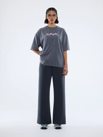 Ena Pelly - Pelly Spray Heart Tee - Washed Grey
