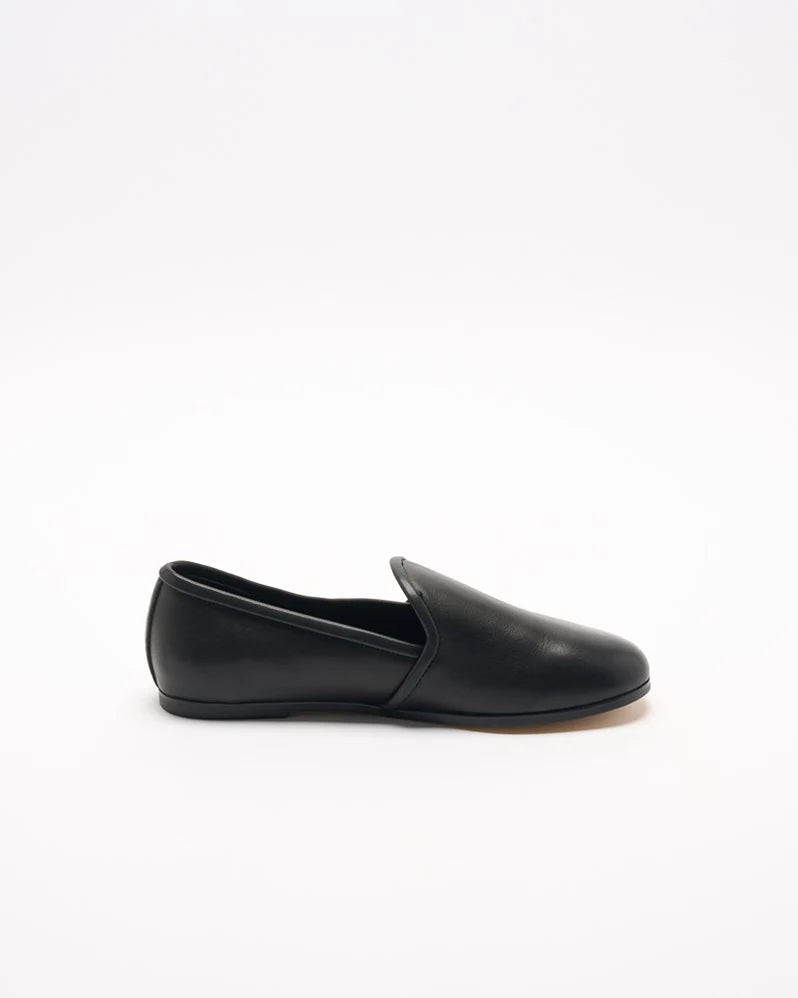 Walnut - Lulu Leather Loafer - Black
