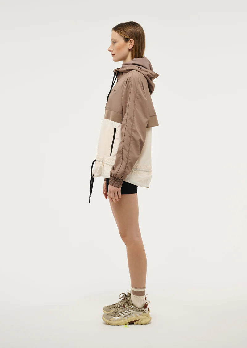P.E Nation - MAN DOWN JACKET IN TAUPE