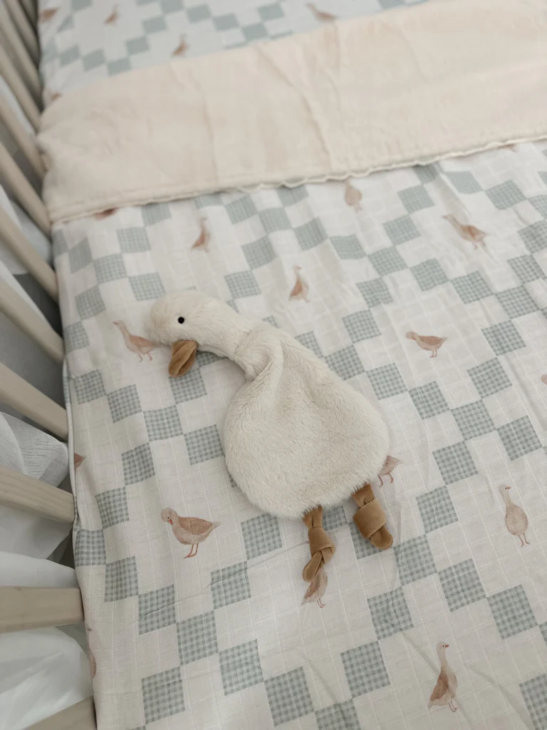 Pop Ya Tot - Goosey Gander Fur Lined Cot Blanket