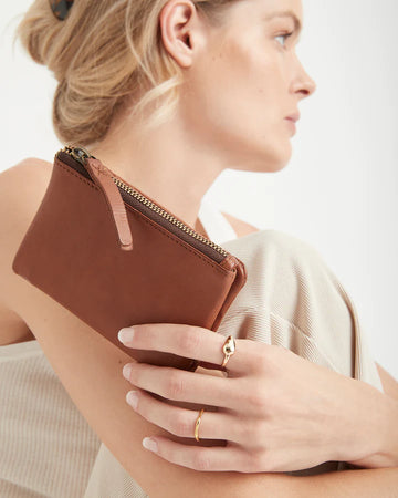 Juju & Co - Small Capri Wallet - Cognac
