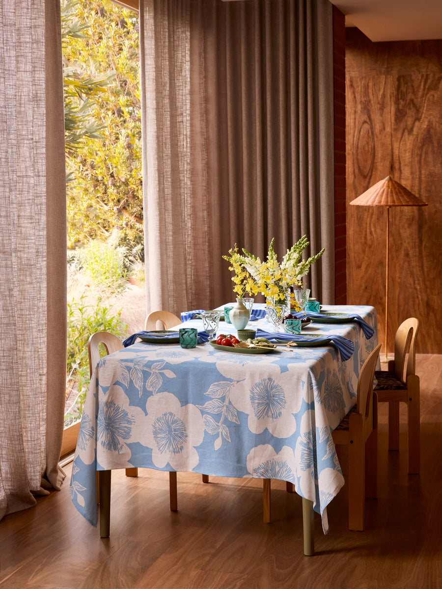 Bonnie & Neil - Jardin Dove Tablecloth - 250x170cm