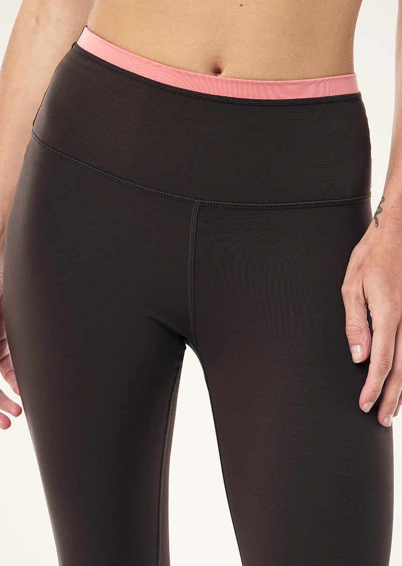 P.E Nation - VITA FULL LENGTH LEGGING IN LICORICE & DUSTY PINK