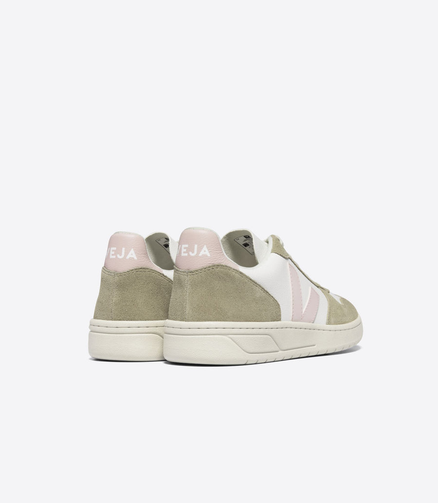 Veja - V-10 Chromefree Leather - Extra White Petale Sahara