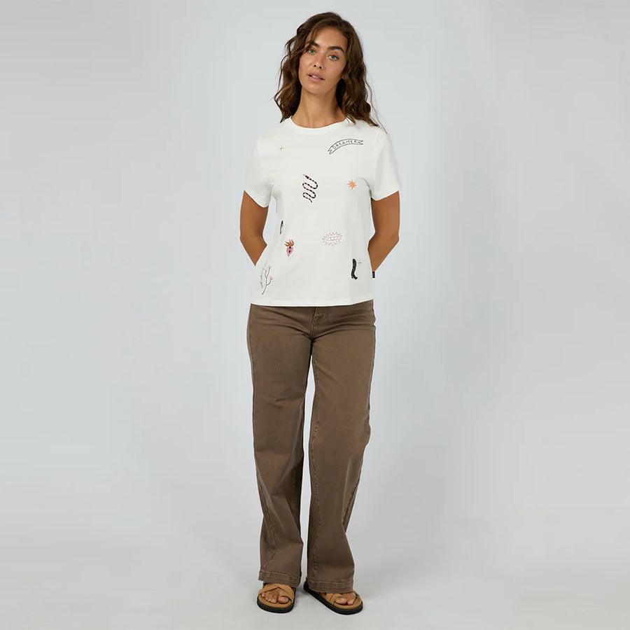 All About Eve - Western Dreamer Regular Tee - White