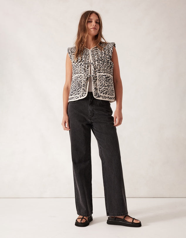 Ceres Life - Tie Quilted Vest - Leopard