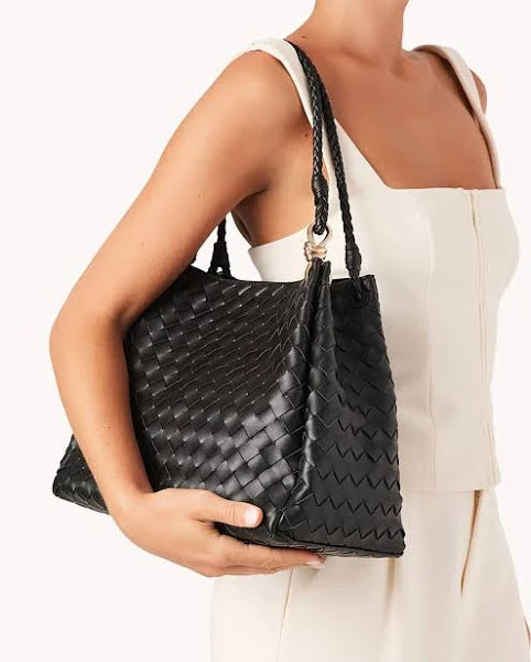 Billini - Leni Shoulder Bag - Black