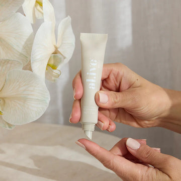 Al.ive Body -  Tinted Lip Butter - Nude Coconut
