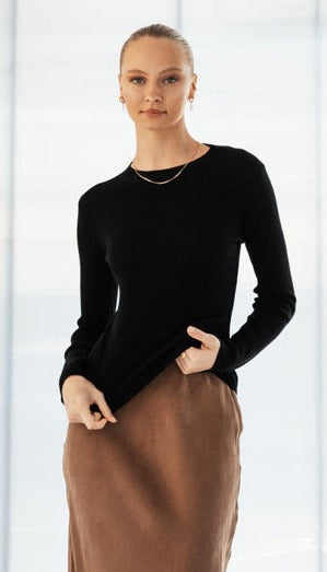 White Closet - Knit Long Sleeve - Black
