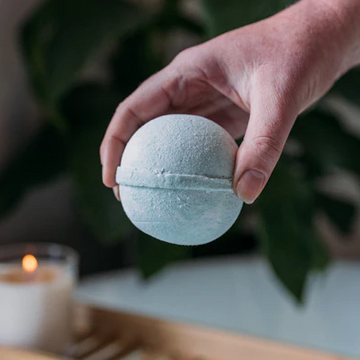 Wild Emery - Aquamarine Crystal Bath Bomb