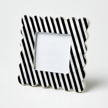 Jones & Co - Frame - Black Line