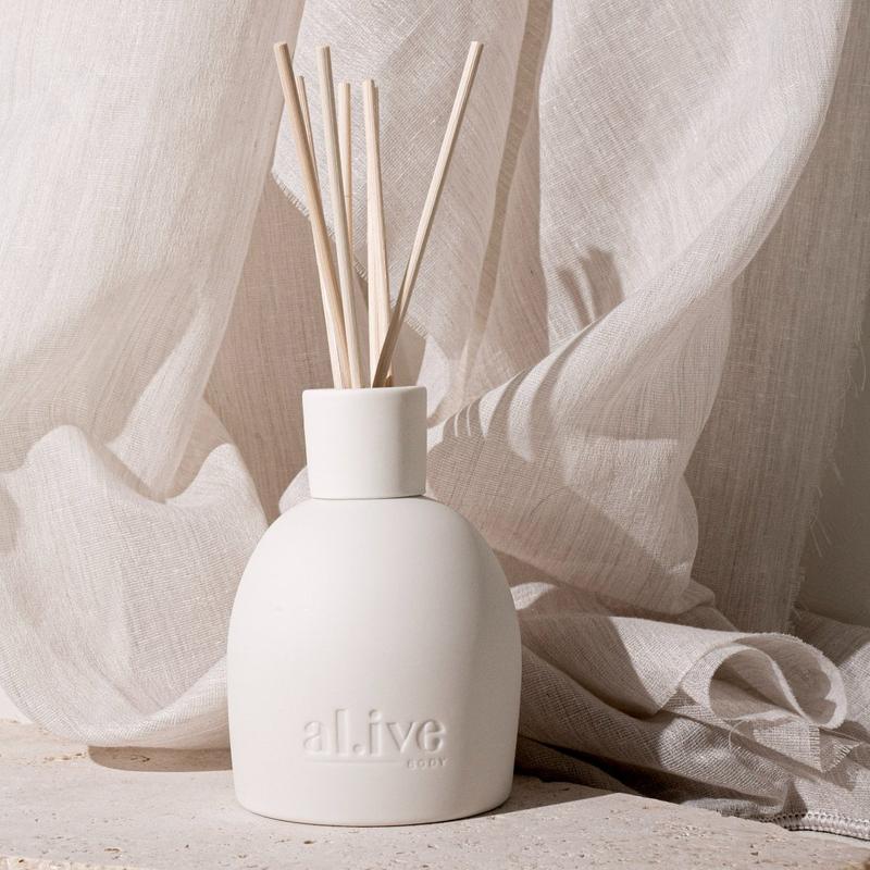 Al.ive Body - Ceramic Diffuser - Sweet Dewberry & Clove